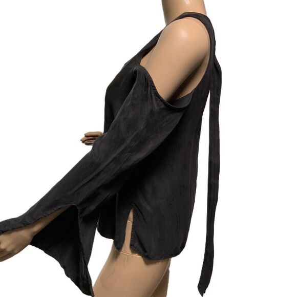 Line + Dot Black Cold Shoulder Long Sleeve V-Neck Coquette Womens Blouse Small - Picture 8 of 11